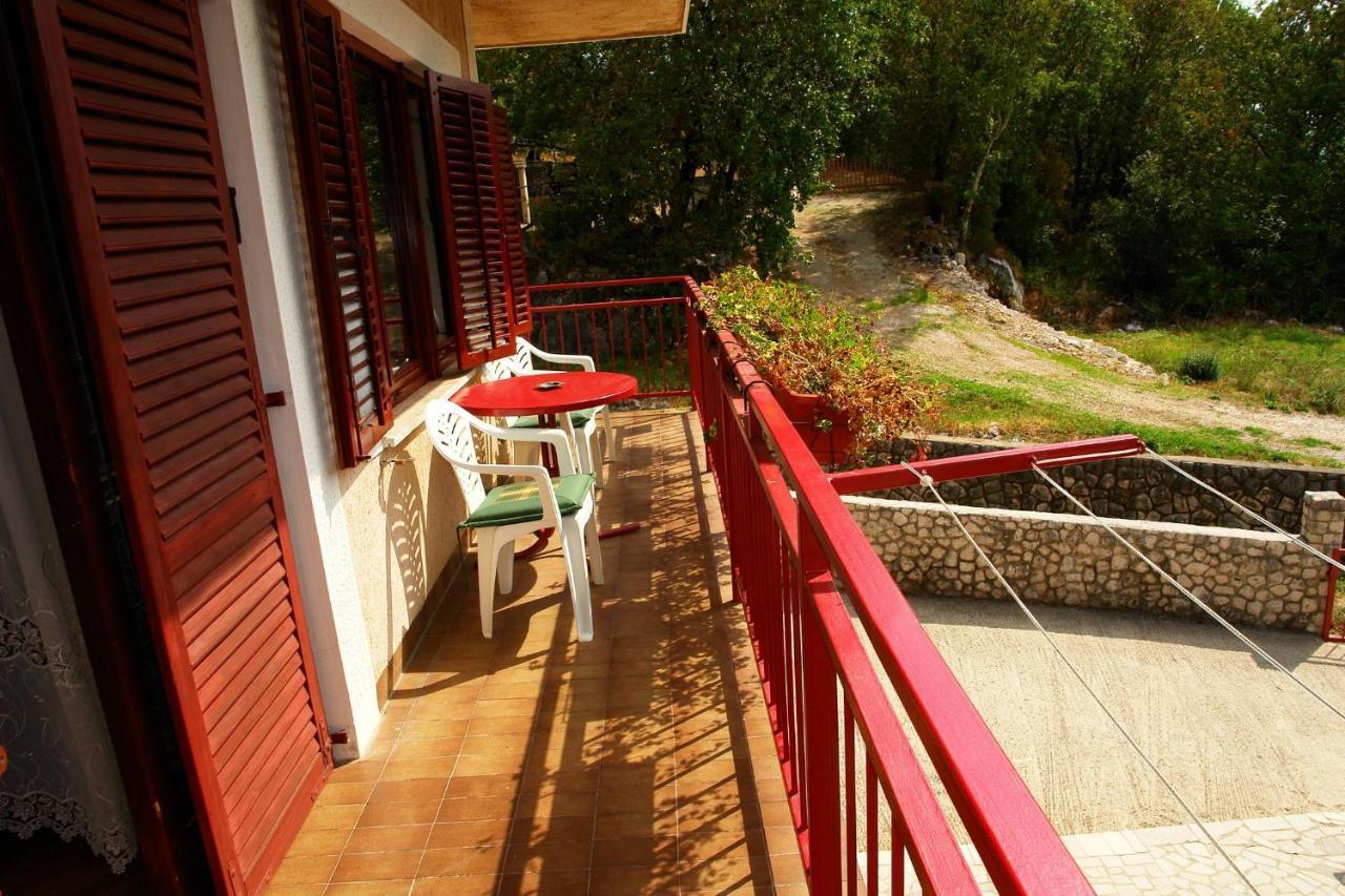 Apartments Nikolina Novi Vinodolski Exterior foto